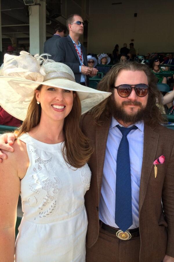 dixichiken's tweet photo. This pic made my day a winner! @jimjames #KentuckyDerby http://t.co/wUFKFO5YAr