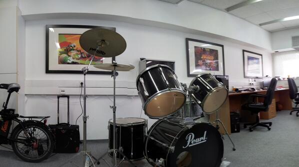SideKickLTD's tweet photo. It's still not quite clear how this thing got here... 
Feel free to show your skills while visiting our offices. http://t.co/82GYcca4Y7