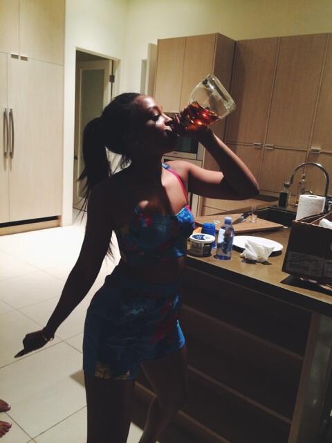 MrDUSSE's tweet photo. “@DayyBella: Shit got all the way real #Dussè http://t.co/Pv69uj2YOB” 😍