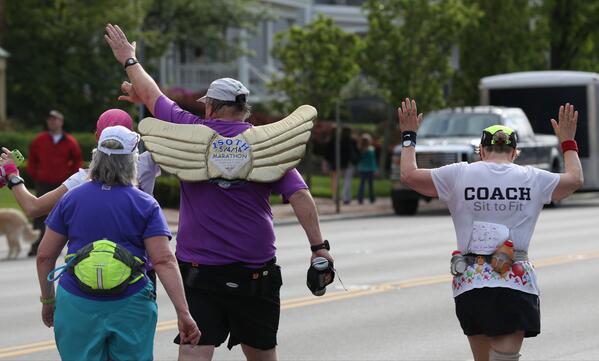 carriecochran's tweet image. Here's Bob Platt of Oakley, 1st entrant of the inaugural @RunFlyingPig. Story: cin.ci/1umiFVL @Enquirer