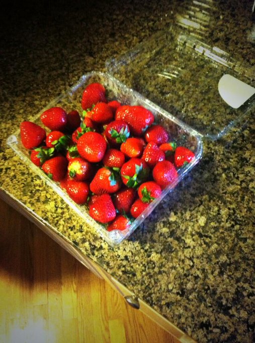 Watch KarsonKani✨'s leaked NSFW photo on TwXstars