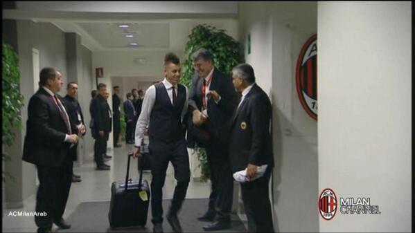 RT<a href="/MI_Tangerang/">MILITAN 096</a> WELCOME BACK ROCK STAR!