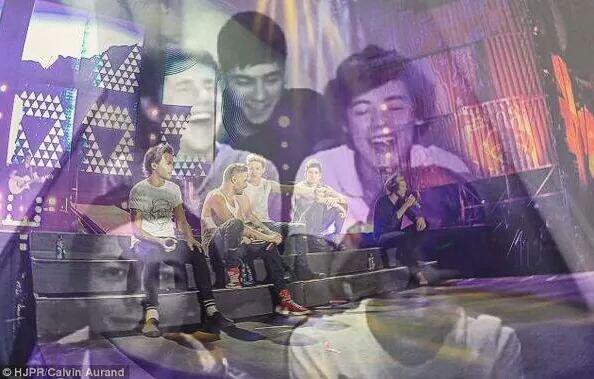 RoDirection_'s tweet image. #CosasQueAmo a ellos los amo ♥ #OrgulloDirectioner