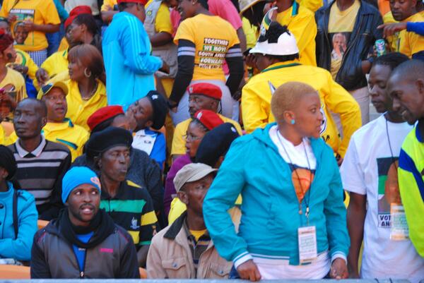 _cosatu's tweet photo. Vote #ANC for the advancement of workers rights and defence of social transformation #COSATUVoteANC http://t.co/DKPy5dvnJf
