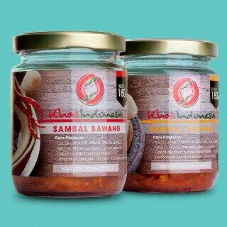 Baru nih asli Indonesia " Sambal Khas Indonesia " yg suka sambal cobain . Idr 25rb / botol , Order BBM 7CFA3A62 .