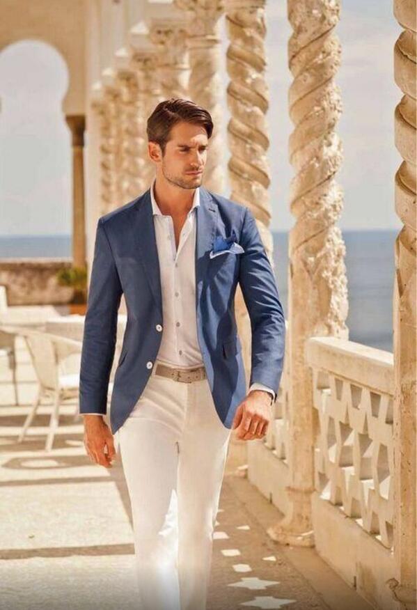 flypeeps's tweet image. I've never seen White pulled off this good, have you #flypeeps #swagg #mensfashion #style #firstworldproblems