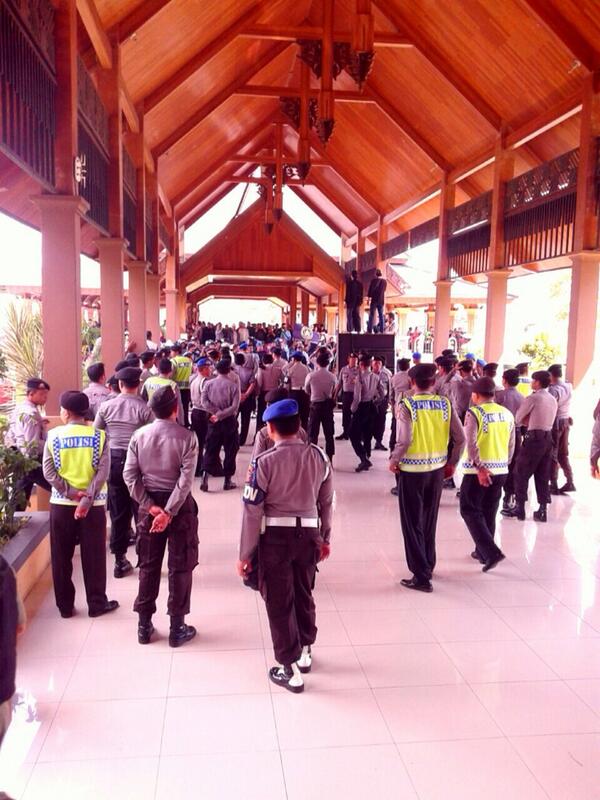 Demo OTD Jatigede Sedang Berlangsung di IPP dan Membawa Massa Cukup Banyak, sampai kapan ini berakhir :( #updatesmd