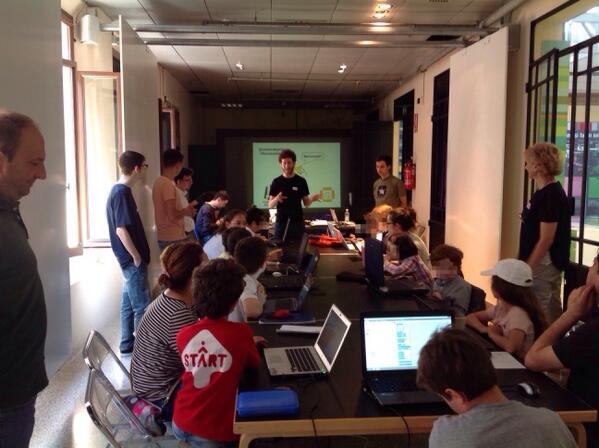 LindaIerardi's tweet image. #coderdojo #coderdojobo @tarmelop @ldomhl Si inizia!