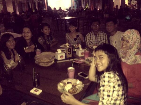 Happy sweet 17 Birthday for Intan, thanks for celebrate your sweet dinner <a href="/pasarsegar_btm/">Dermaga & pasarsegar</a> Dermaga, WYATB 4U. enjoy