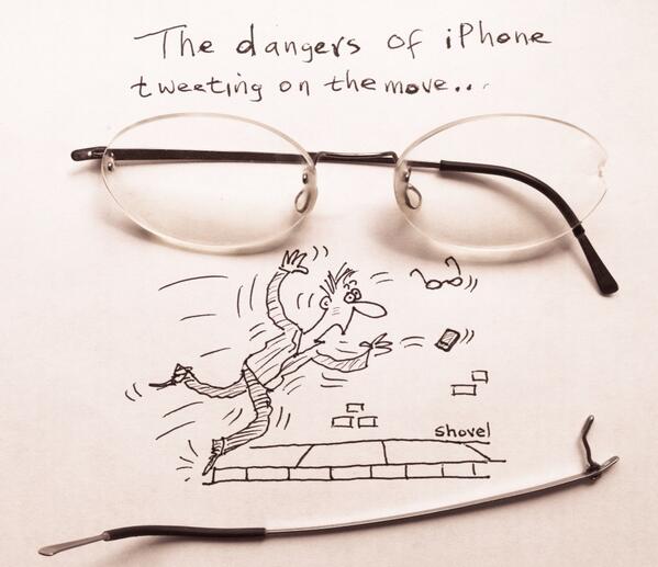 MartinShovel's tweet image. My cartoon about the dangers of iPhone tweeting on the move
#TrueStory