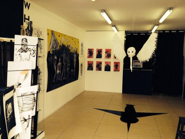 POINT8BAIONA's tweet photo. #fromhumtofight #WHAAART #T101 #killroy #vixen http://t.co/1FtMZIipNb