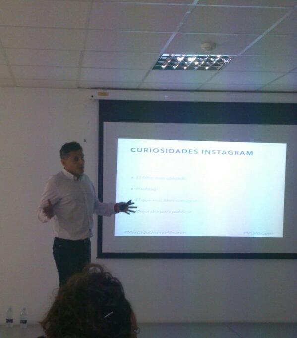aurelio_barea's tweet photo. @MaganSergio implementando el origen de instagram con datos actuales. http://t.co/Y67lHCyFuT