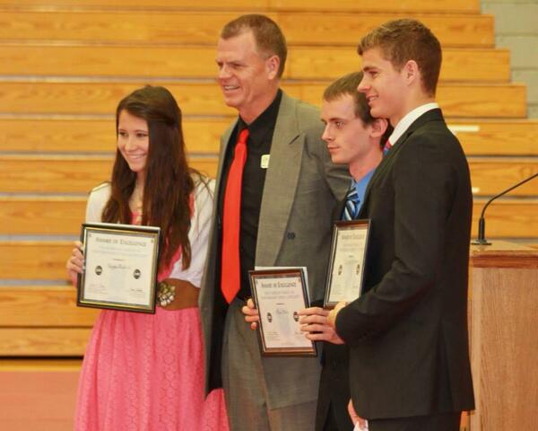 mexicohssports's tweet image. Congratulations Keagan Riddick, Christian McKeown, &amp;amp; Alex Shaw on receiving the MSHSAA Character &amp;amp; Integrity Award.