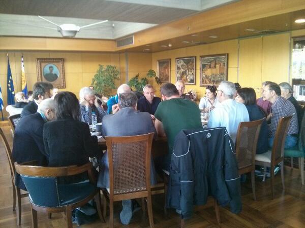 #Thessaloniki municipal council &amp; #water referendum committees in emergency meeting at city hall