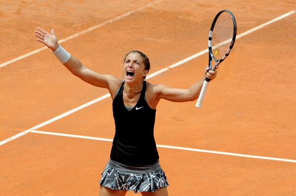 Virus1979C's tweet photo. Sara #Errani in finale a Roma.
https://t.co/93PpVFwN5G