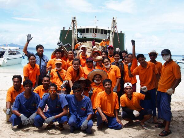 Zeavola Family is ready to renovate our resort in this low season. #Zeavolaresort #PhiPhisland #weddingandhoneynoon