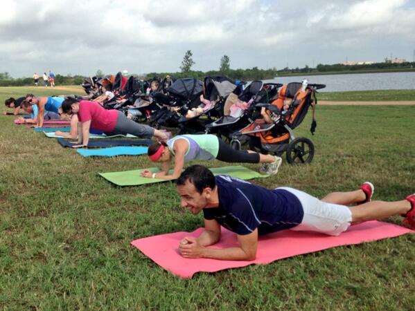 Fit4Mom_2013's tweet photo. #familyday #strollerstrides this morning at #sugarland memorial park! #fitness #fit4mom #motherhoood #fun #support http://t.co/YQH0Lr2VzU