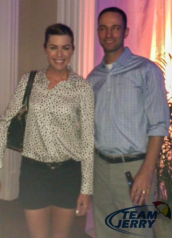 jermo_22's tweet image. Just a couple bud lights with PC. #TeamJerry  #MB14