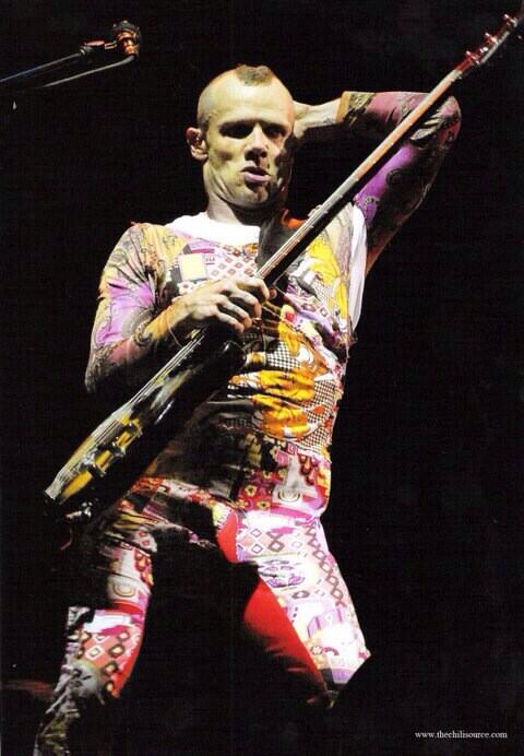 レッチリ好きな人〜フォローミー
80年代のロックが好きな人〜フォローミー
RTしてください〜
フォローします〜(^-^)/