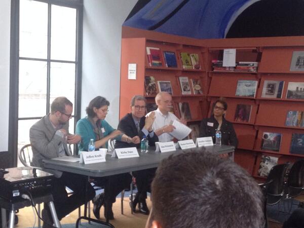 ClevelandYPS's tweet photo. The politics of planning: how the law affects the built environments in CLE is about to start! #YPCLE http://t.co/zPRgJI5TUl