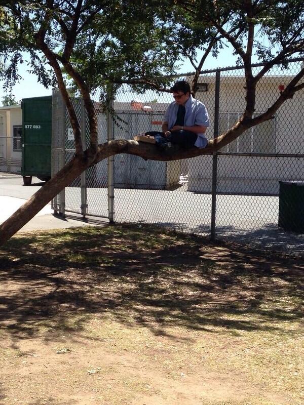 OnlyAtChap's tweet photo. only at chap http://t.co/rGAvhLgsvD