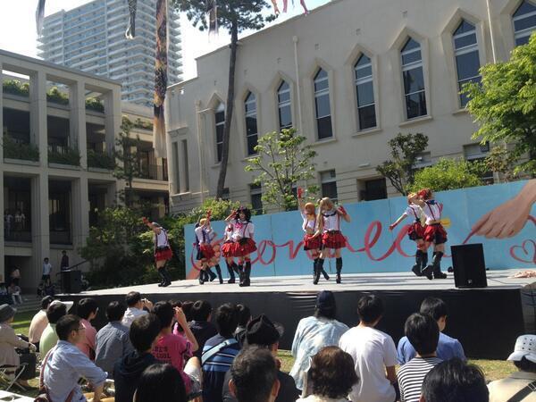 dansikou_bot's tweet photo. 男子校だけど毎年凄いなあ（笑 QT s_dimention: 灘の文化祭にμ’sが！！！！！！ https://t.co/gxUA2ue4r6