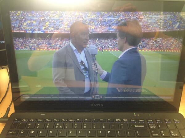 bazajax's tweet photo. Ik zit er klaar voor Barcelona - Atletico http://t.co/0PZjsWODUQ