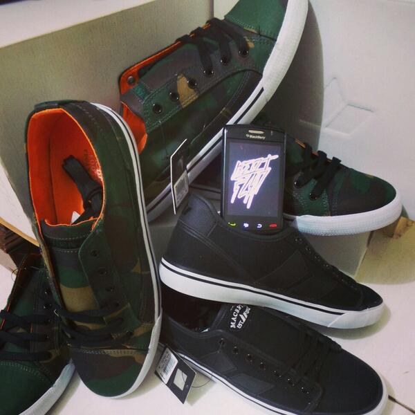 Barang yang kami jual di jamin BARU dan ORIGINAL!! (BNIB&amp;BNWT) kecuali kami sertakan code SCND (Second/bekas)