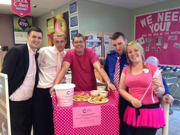 We're all in pink for cancer research <a href="/CR_UK/">Cancer Research UK</a> <a href="/elainet060369/">elaine taylor</a> <a href="/jenhiggins10/">@jenhiggins10</a>