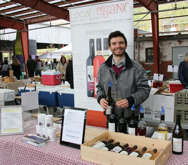 unamacneil's tweet image. @SouthbrookWine -Thx Andrew 4  amazing Organic wines - @BrickWorksMkt  -great idea!!