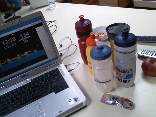 EHachmeister's tweet image. My lunch! #trainerride #tritraining