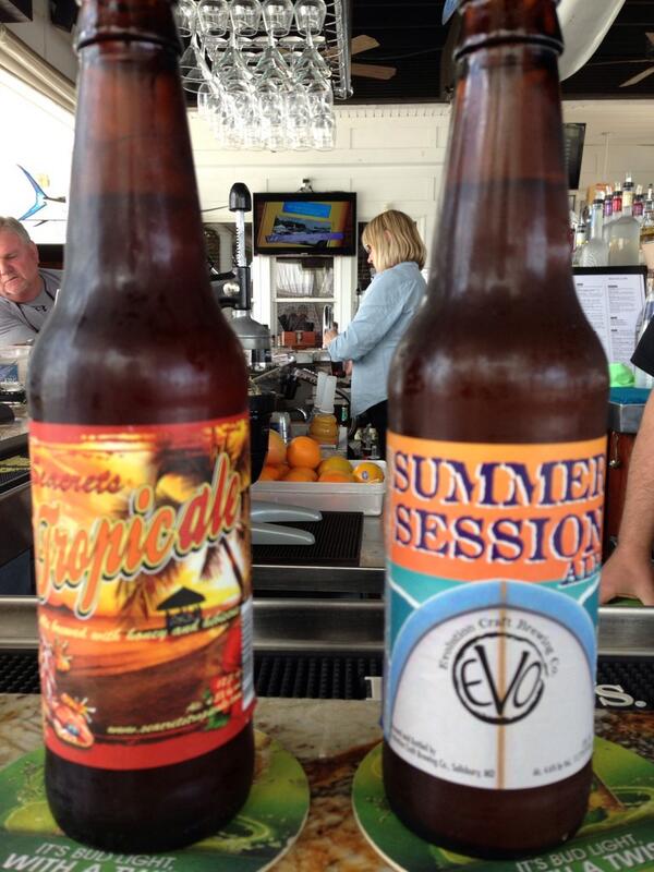 <a href="/Mickyfins/">Micky Fins</a> having @evolutionbeer Summer Session and <a href="/SeacretsUSA/">Seacrets®</a> Tropicale  with <a href="/tamarmixitup/">Tamar Johnson</a>