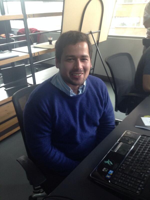 LatamDev_'s tweet image. Repetimos la foto @eduarcarvajal #bogodevfc