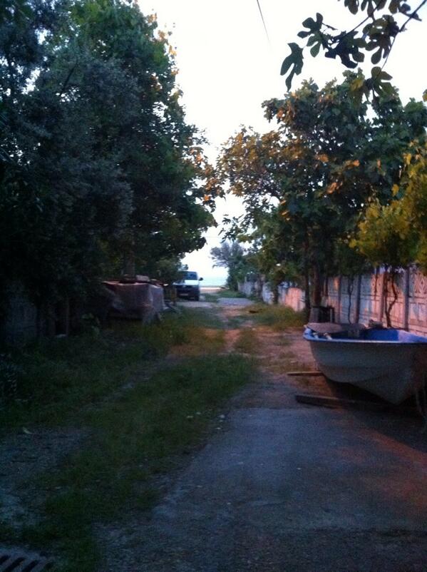jsucheju's tweet photo. I'm at Eğerce (Karacabey) http://t.co/glEbHIJIk2 http://t.co/ZGmGWMuwyY