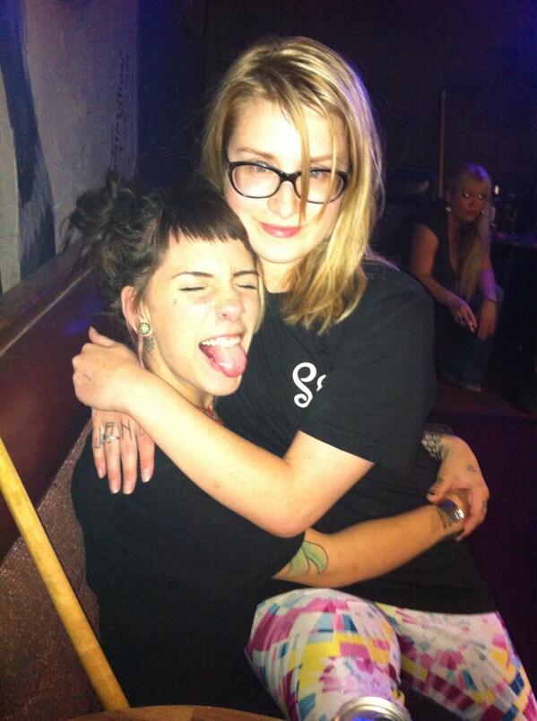 eudebain's tweet image. Jizznay