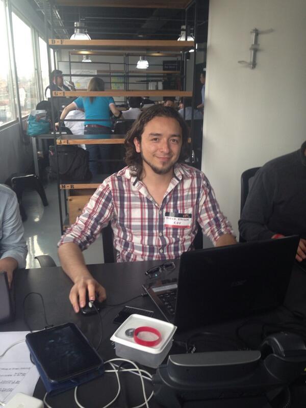 LatamDev_'s tweet image. @UnJavaScripter  del equipo de @angularjs acá en el #bogodevfc