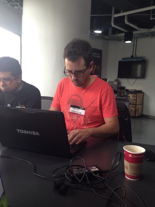 LatamDev_'s tweet image. @FelipeArzobispo del equipo @djangoproject acá en el #bogodevfc en @WayraCo