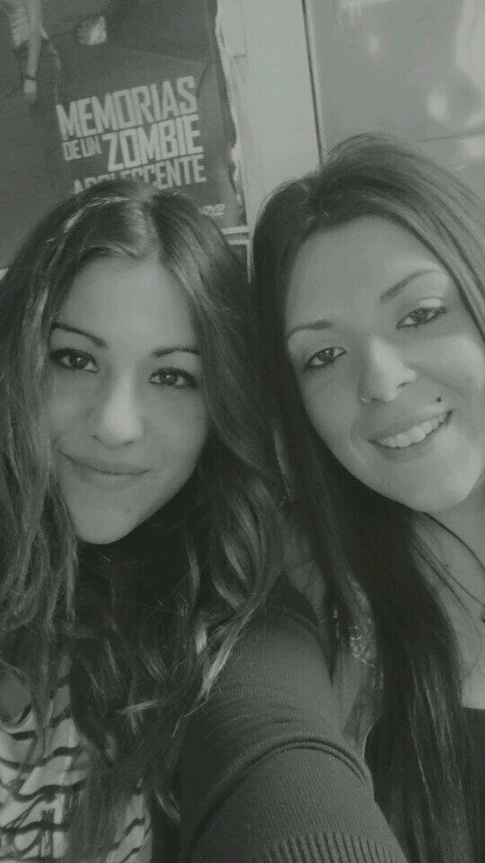 evalaraa's tweet photo. La quiero más que a nada ❤ @faanymartin http://t.co/5t4r3tyXln