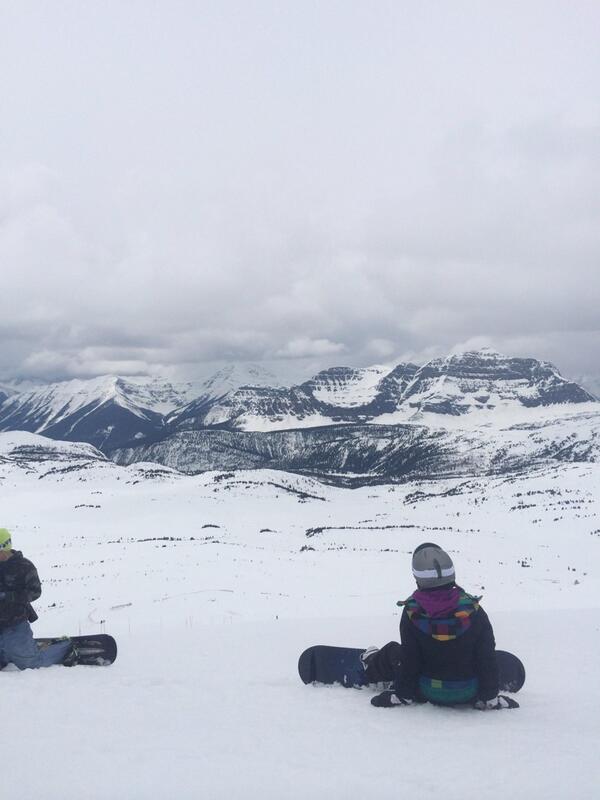 HaleyMatthew02's tweet photo. Snowboarding in banff on slush cup weekend was flawless! http://t.co/O0m8WGyIKv