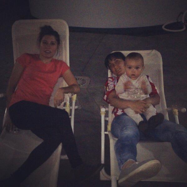 InmaCle's tweet photo. #ModoBarbacoaActivado @alimellize @maxitoplaya http://t.co/1CWBLwjY02