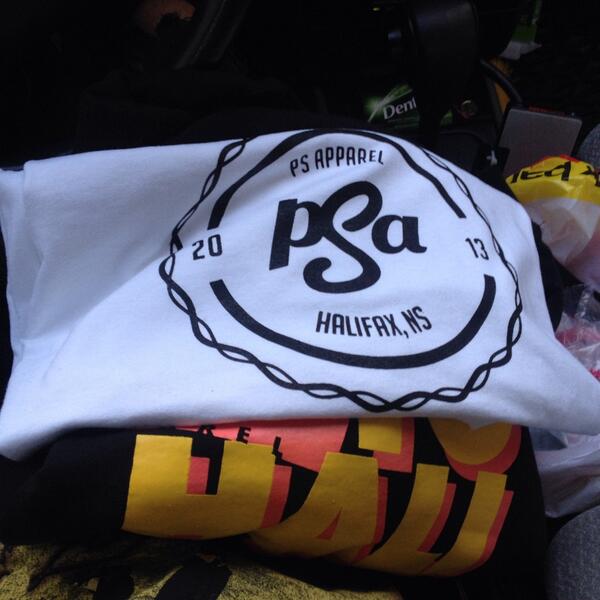 bestfriendjacob's tweet photo. Forgot to S/O @PSApparelHFX on air so SHOUT OUT PS APPAREL http://t.co/LBunTgRECq
