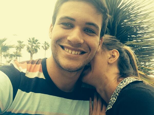 javirojas06's tweet photo. Los dos mejores años de mi vida ❤️ siempre 18 http://t.co/Y36BPKpdVO