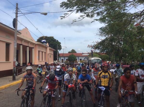 MilthonRuizjs's tweet image. Rally Ciclistico en saludo al 119 aniversario del natalicio del General #sandinovive