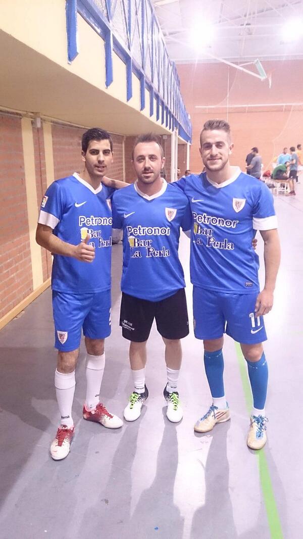 FranAto11's tweet photo. Buena victoria la de hoy perleros!! Nueva incorporación "Pichu" :D @josesango89 http://t.co/sZr1AKzEWu