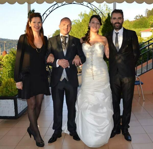 BicocaMODAHOME's tweet photo. @BicocaMODAHOME voda de Cristina e Paulo. Gracias por confiar en nos. #bicocaMODAHOME #betanzos #boda #ceremonia http://t.co/L3Sff4Ogpu