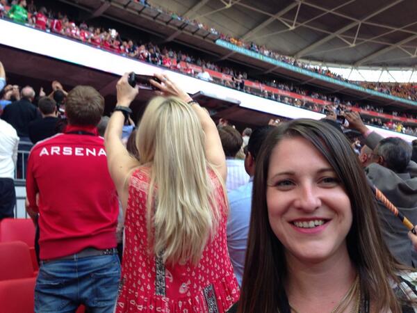 northyg's tweet photo. @luluark how was the cricket?! http://t.co/5j8aE6LYEL
