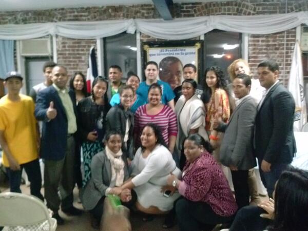 Ogando_Carlos's tweet photo. Ayer fuimos invitado en la juramentación de La #JRDM de Nueva York como ex-presidente de la JRD @SoryImbert @PMC_Mao http://t.co/fMtFcBhvFx