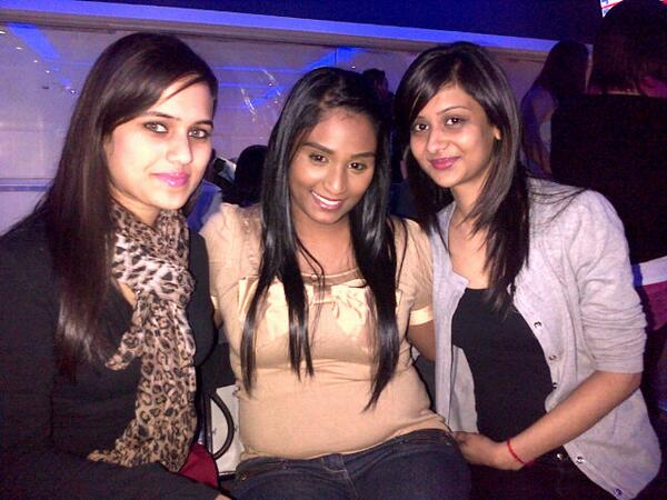Kriya18's tweet photo. Girls night out #100HappyDays http://t.co/VeM9t1nYHC