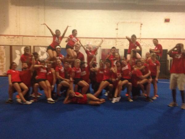 Louisiana Ragin' Cajuns Cheerleading tweet media