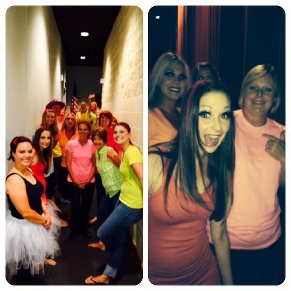 #ReaganRays are waiting to put on a show for you! Come see us! Show at 6.
We have tix at door!
